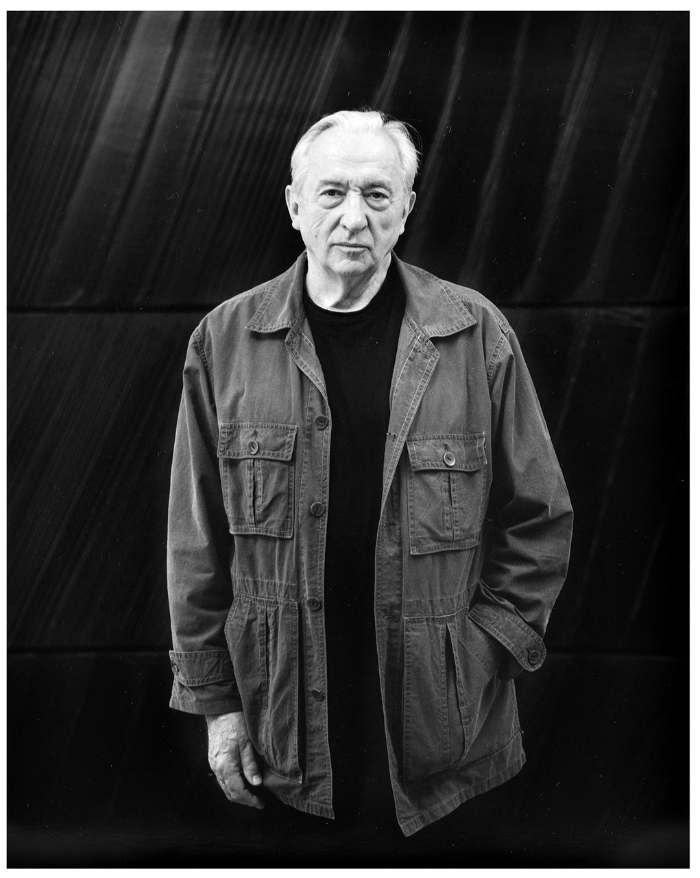 Fritz-PITZ,-Pierre-Soulages-dans-son-atelier-Paris,-1999.jpg