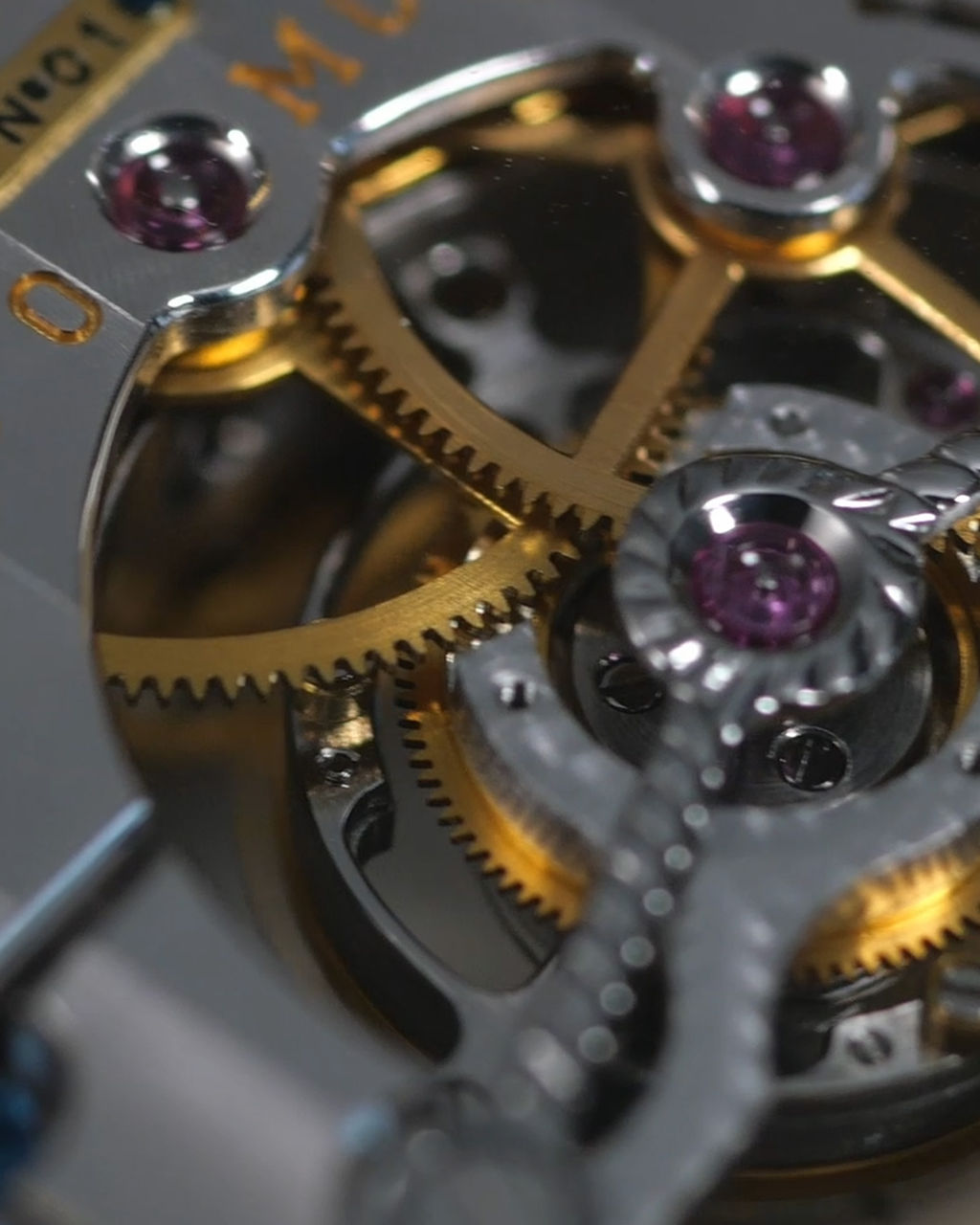 4 - 5 Tourbillons Caliber.jpg